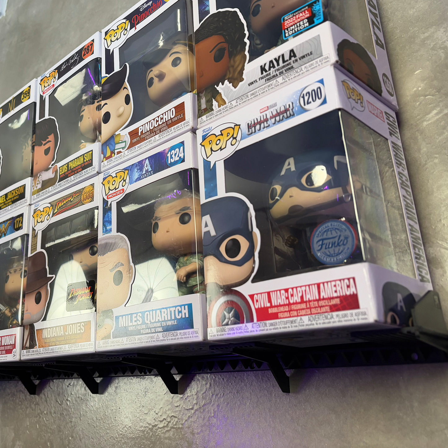VALOR Glide Series Boxed Figure Display Stands