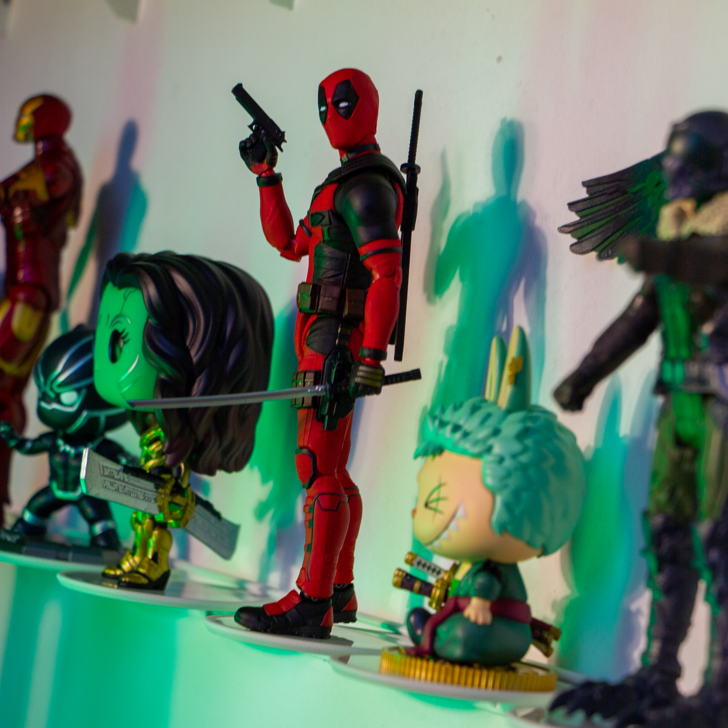 VALOR Glide Series Out-of-the-Box Figure Display Stands